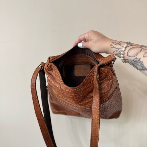 Jack Georges basketweave Leather Shoulder Bag - Picture 3 of 9